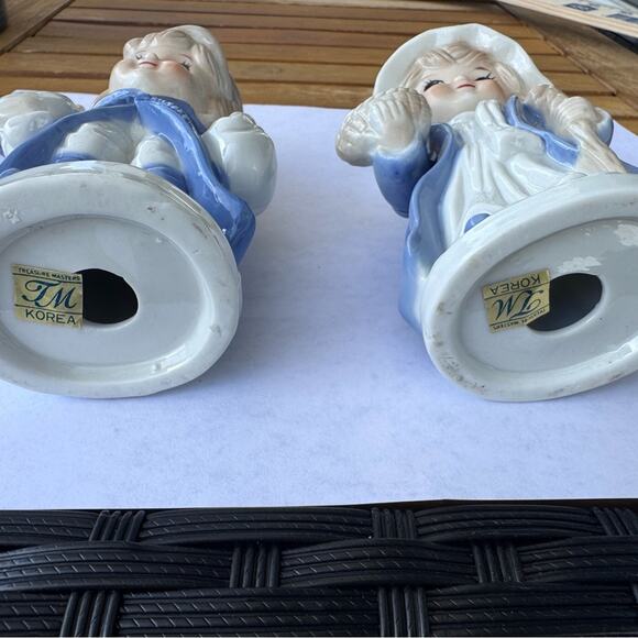 TREASURE MASTERS Korea Set of 2 Boy and Girl Goose Eggs Staff Vintage Figurines - Picture 2 of 7